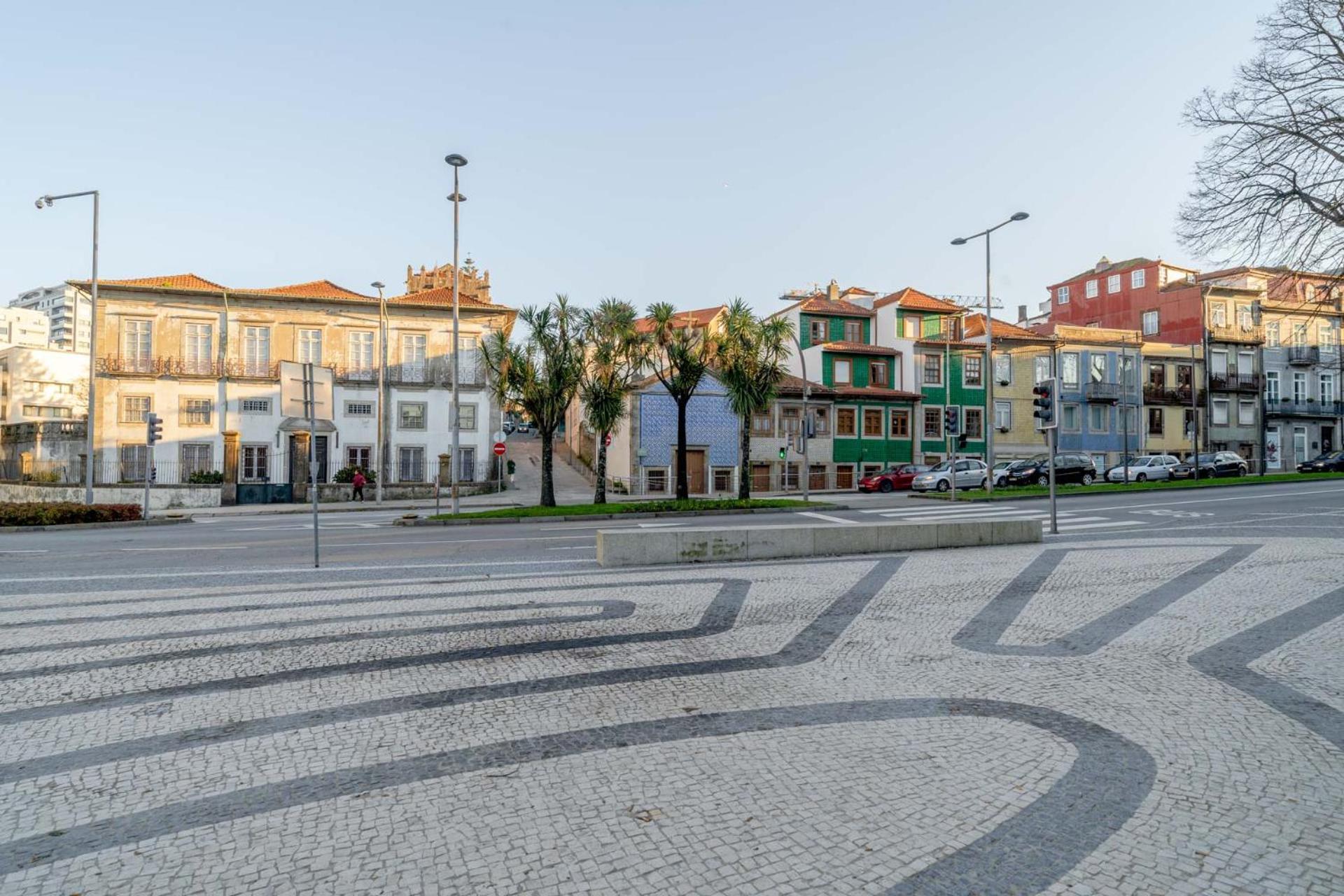 Limehome Porto Rua De Dom Manuel II Екстер'єр фото