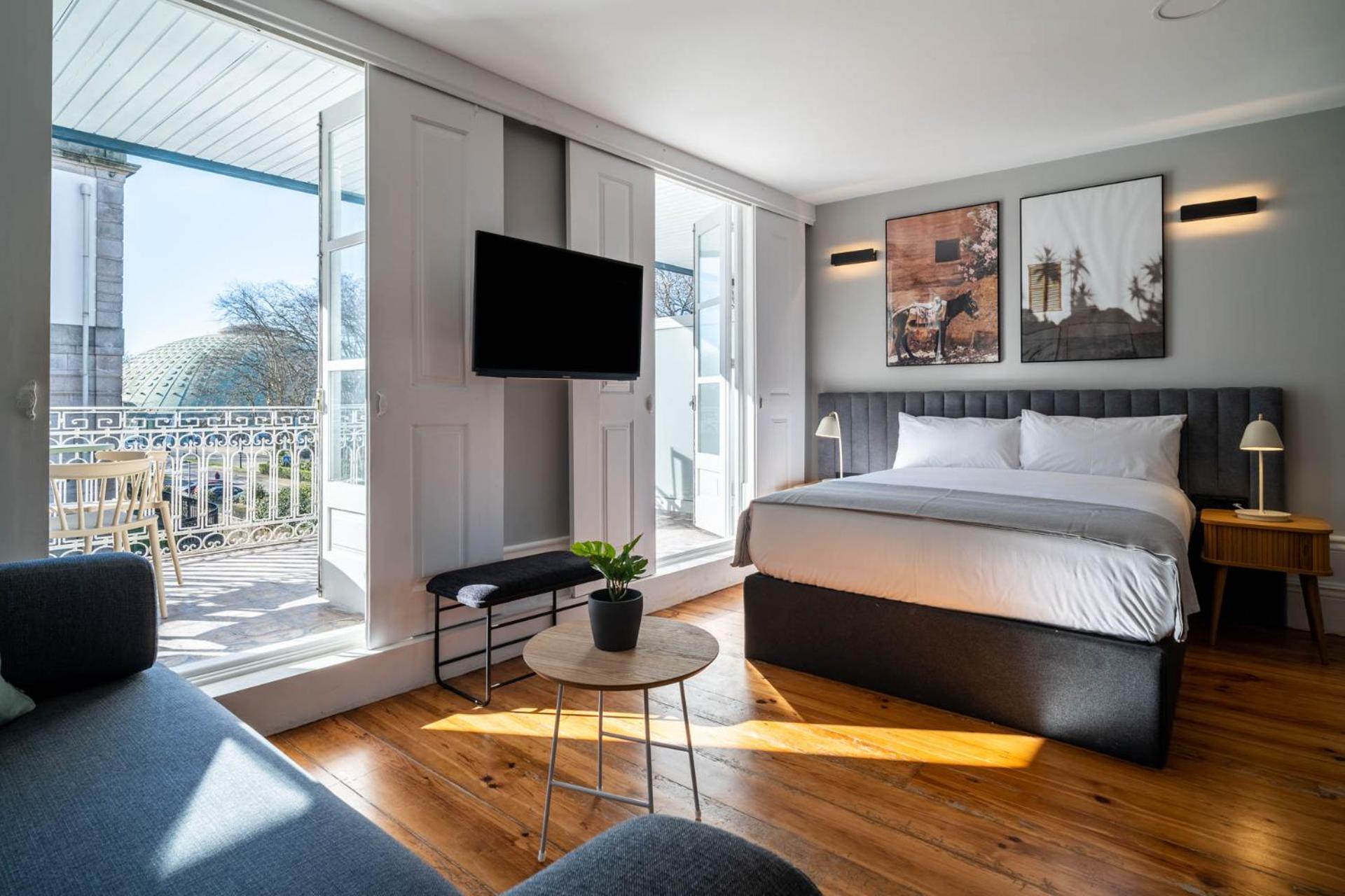 Limehome Porto Rua De Dom Manuel II Екстер'єр фото