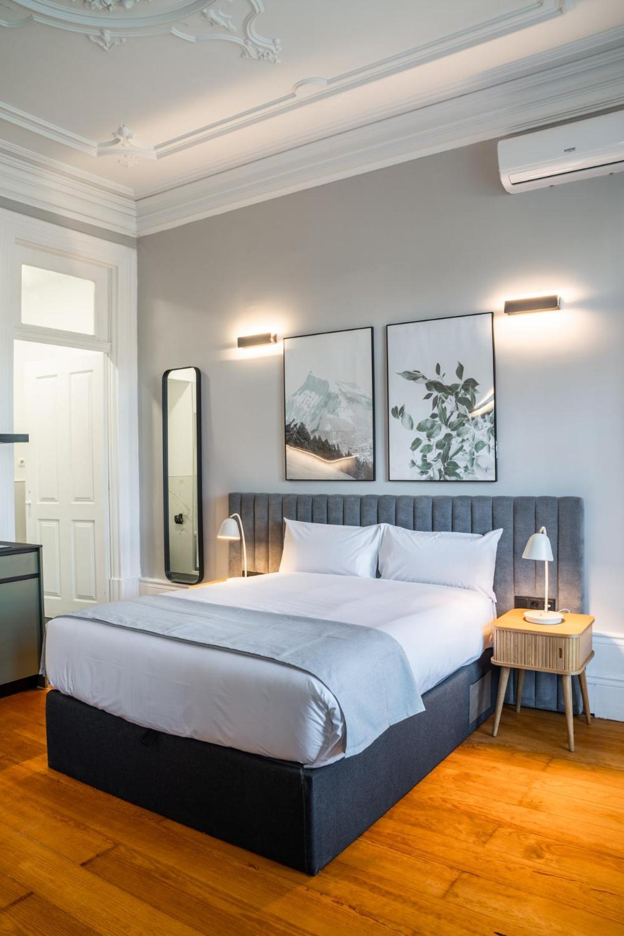 Limehome Porto Rua De Dom Manuel II Екстер'єр фото