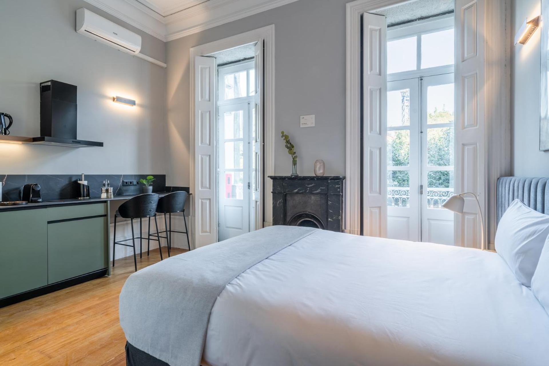 Limehome Porto Rua De Dom Manuel II Екстер'єр фото