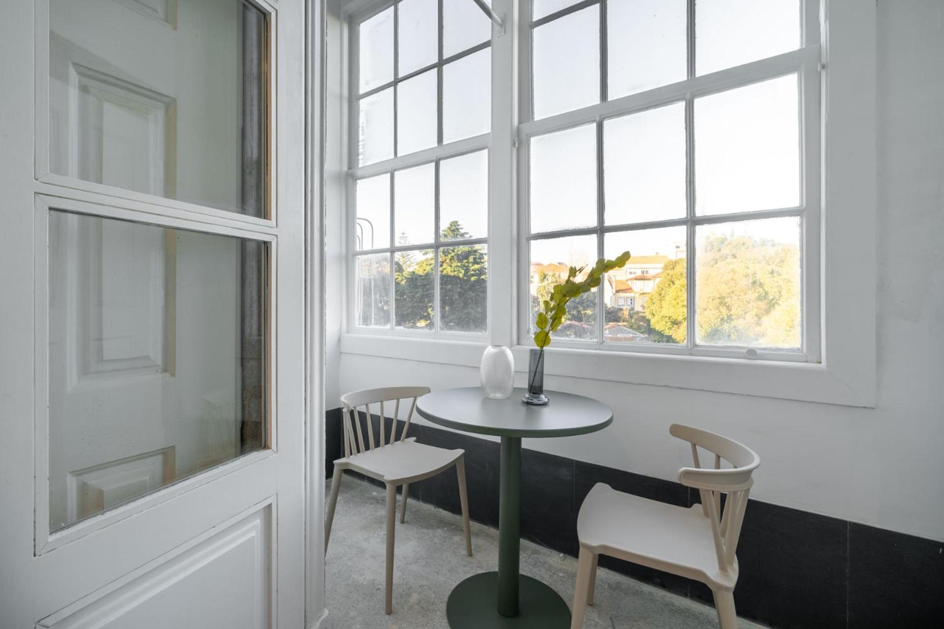 Limehome Porto Rua De Dom Manuel II Екстер'єр фото