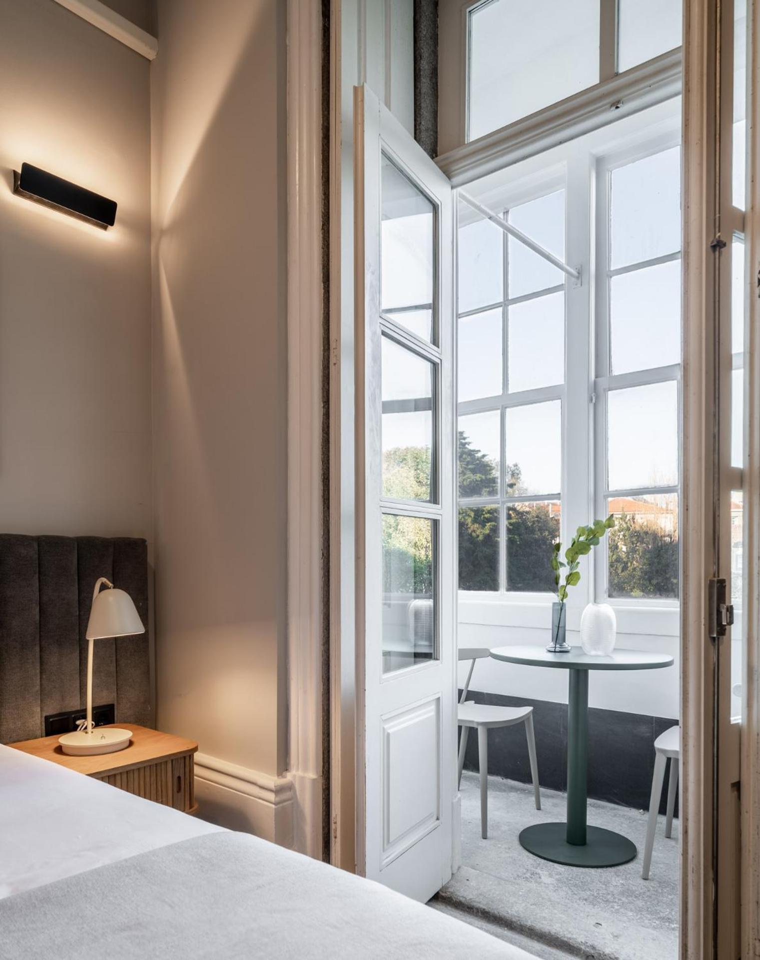 Limehome Porto Rua De Dom Manuel II Екстер'єр фото