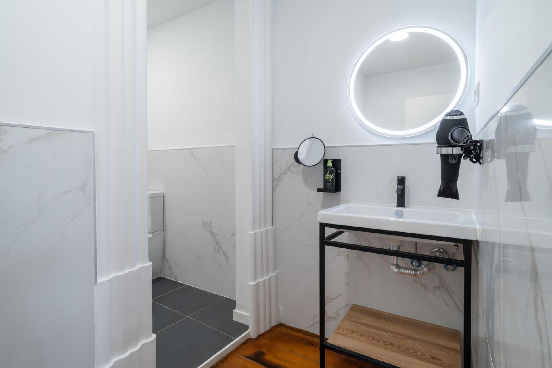 Limehome Porto Rua De Dom Manuel II Номер фото