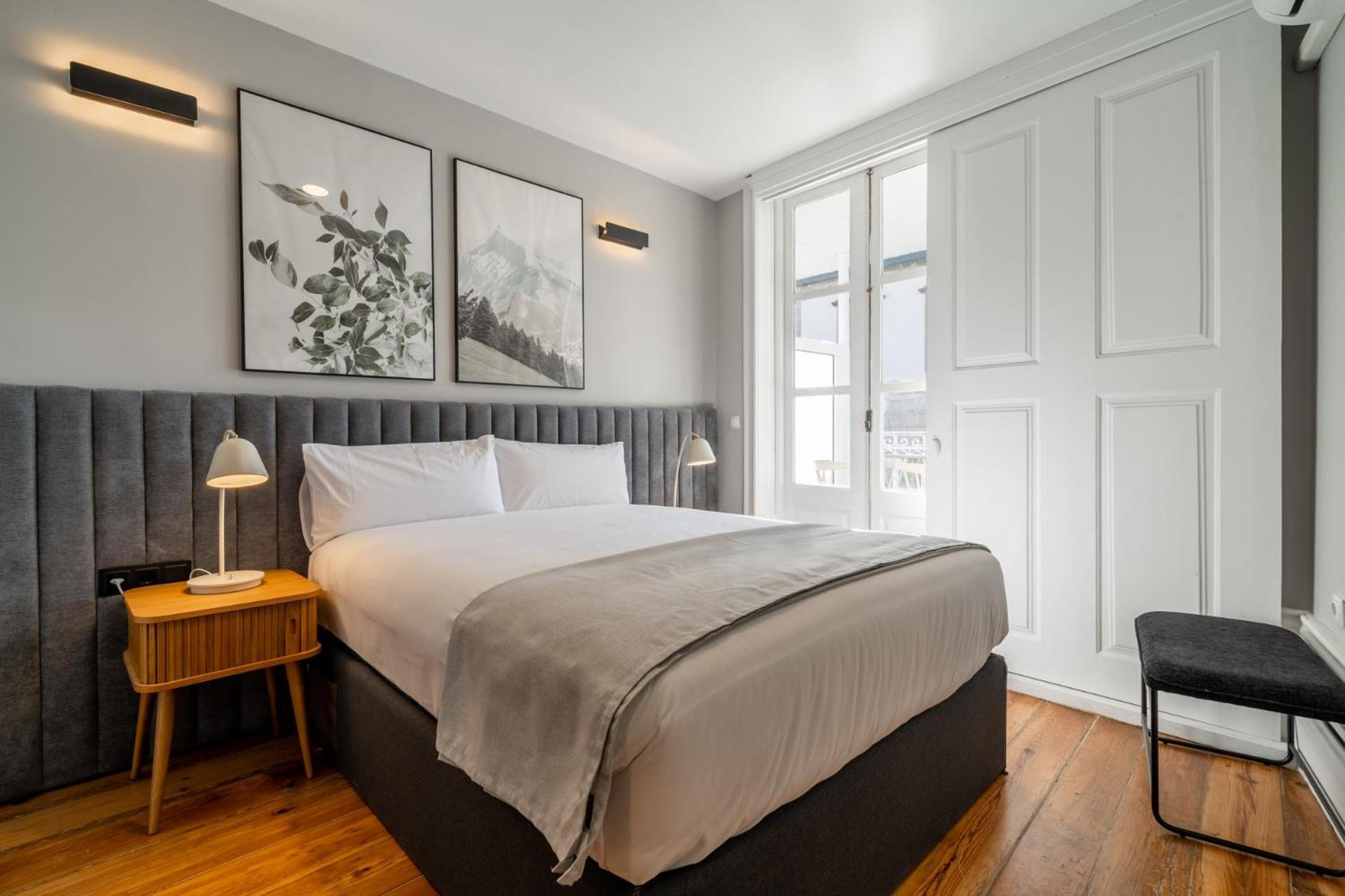 Limehome Porto Rua De Dom Manuel II Екстер'єр фото