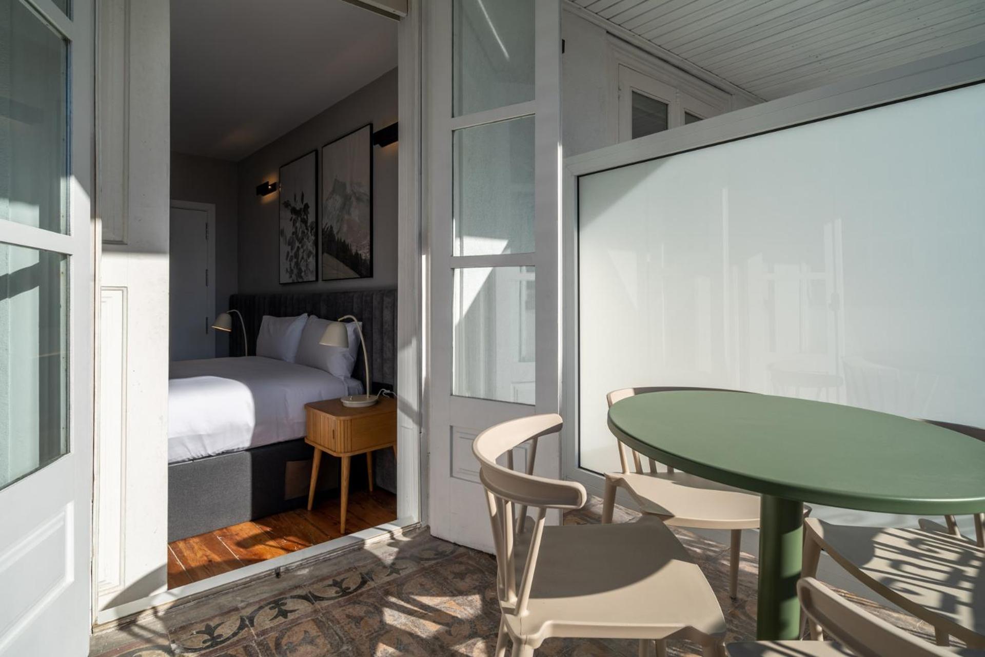 Limehome Porto Rua De Dom Manuel II Екстер'єр фото