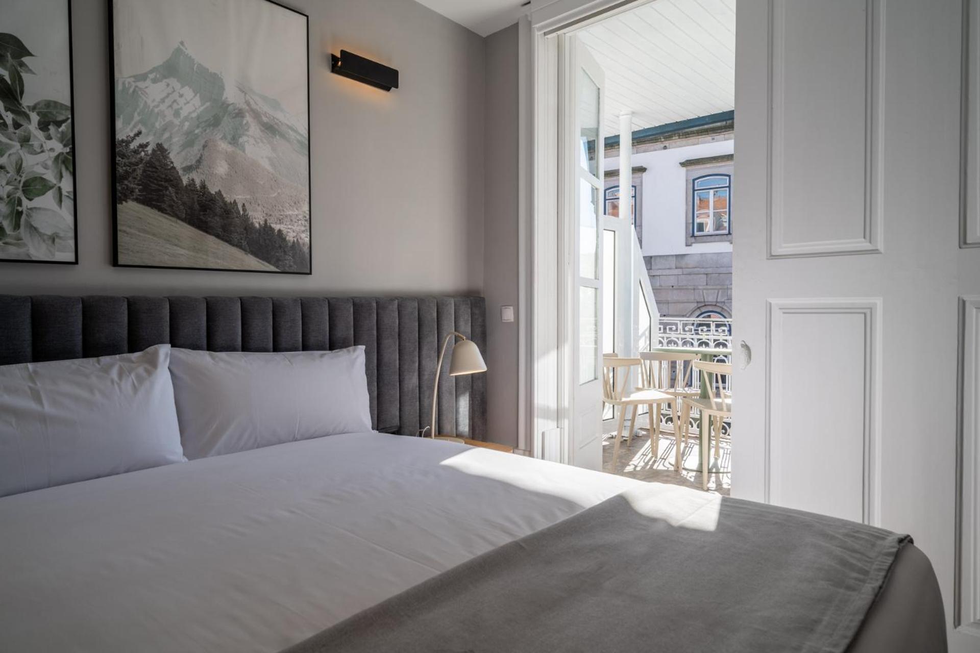 Limehome Porto Rua De Dom Manuel II Екстер'єр фото